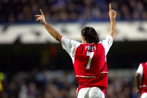 Top 10 Cầu thủ mang áo số 7 của Arsenal nổi tiếng nhất